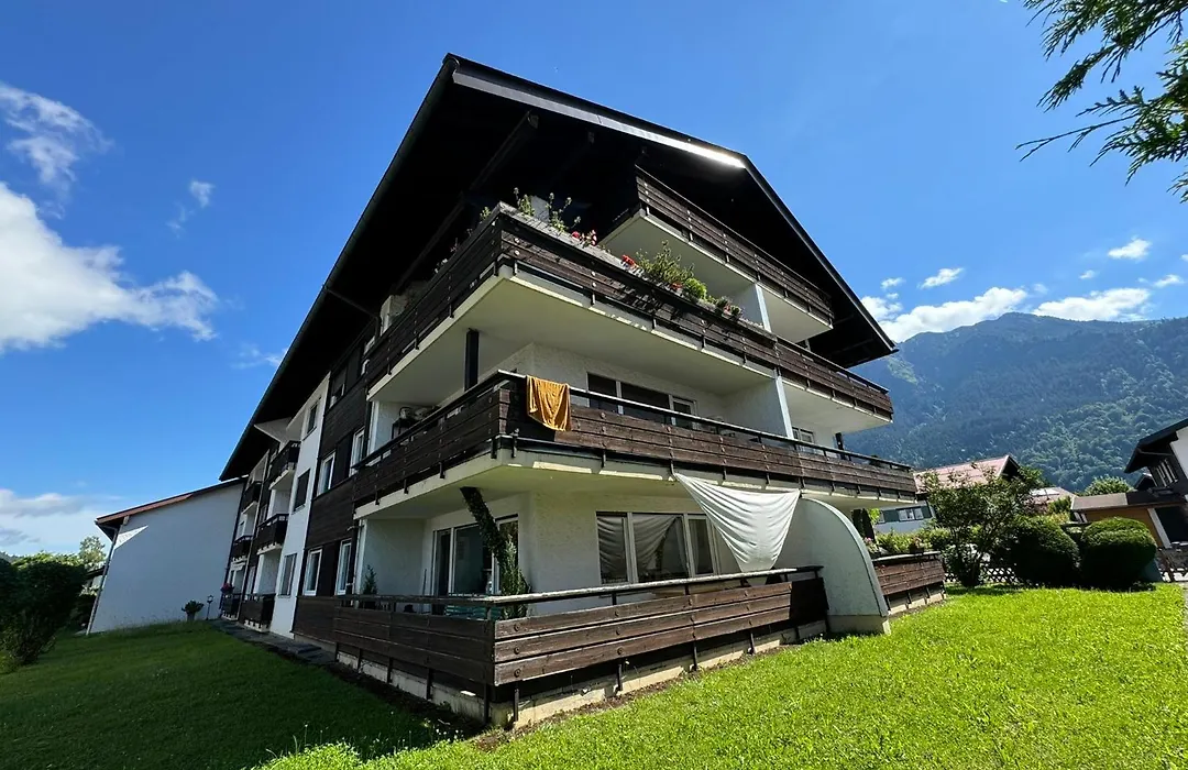 Zur glücklichen Gams - Ferienwohnung mit Hüttenvibes in Oberstdorf für bis zu 8 Gäste-1