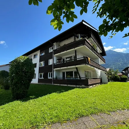 Zur glücklichen Gams - Ferienwohnung mit Hüttenvibes in Oberstdorf für bis zu 8 Gäste-3